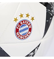 adidas Finale17 FC.Bayern München CPT - pallone da calcio, White/Black
