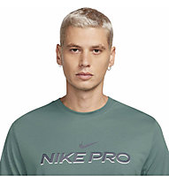 Nike Dri-FIT Fitness M - T-shirt - uomo, Green