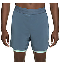 Nike Nike Yoga Men's 2-in-1 Shorts - Trainingshose - Herren , Blue/Green