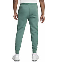 Nike Sportswear Tech Fleece M - pantaloni fitness - uomo, Green