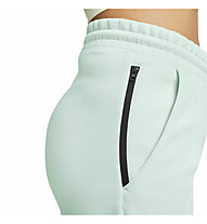 Nike Sportswear Tech Fleece W - Trainingshosen - Damen, Light Green